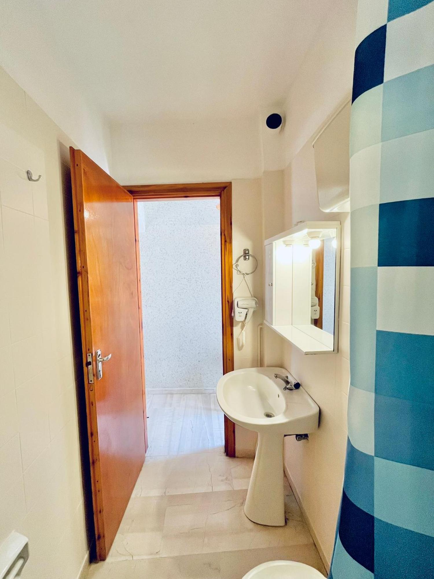 Oelia Rooms & Apartments Agia Marina  Esterno foto