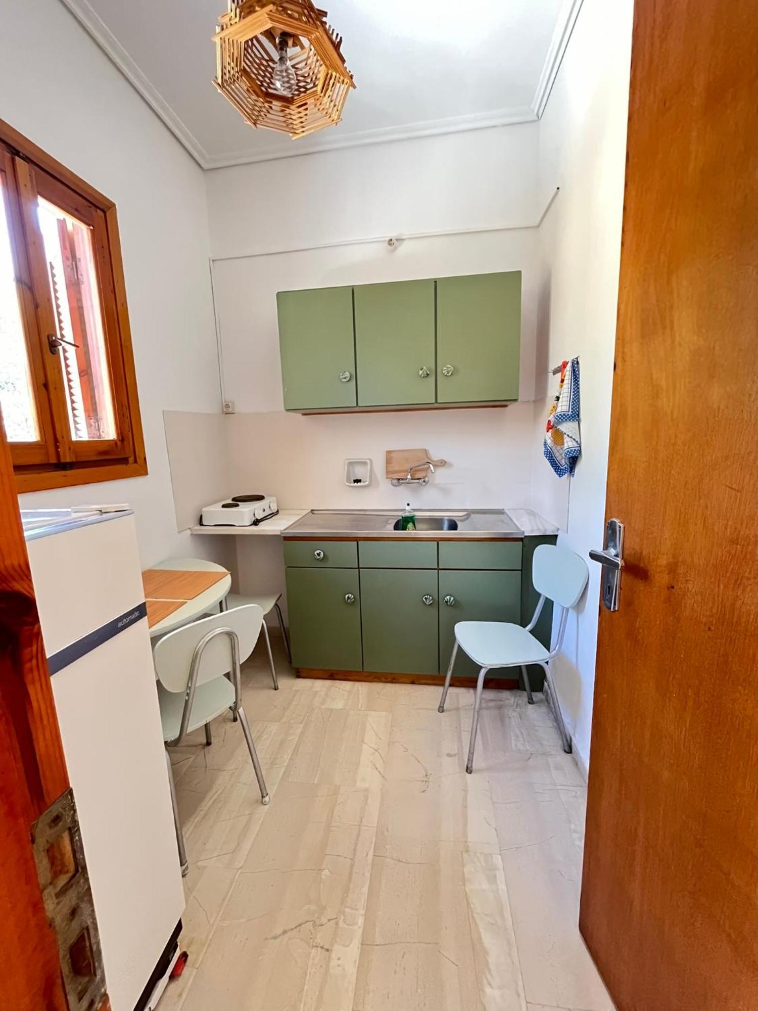 Oelia Rooms & Apartments Agia Marina  Esterno foto