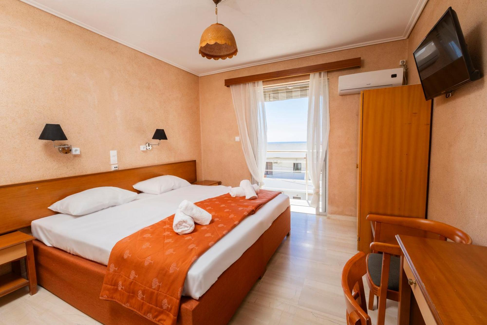 Oelia Rooms & Apartments Agia Marina  Esterno foto