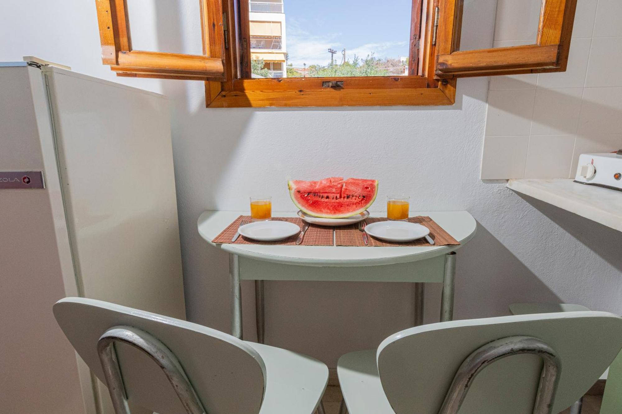 Oelia Rooms & Apartments Agia Marina  Esterno foto